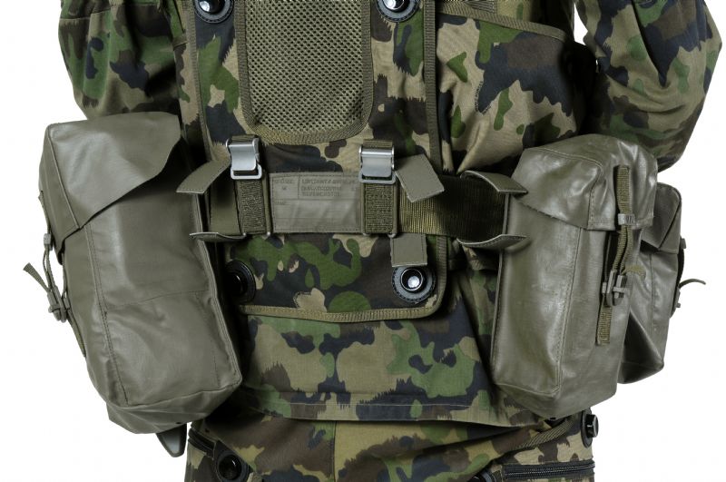 Armee & Polizei