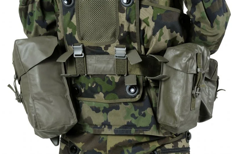 Armee & Polizei